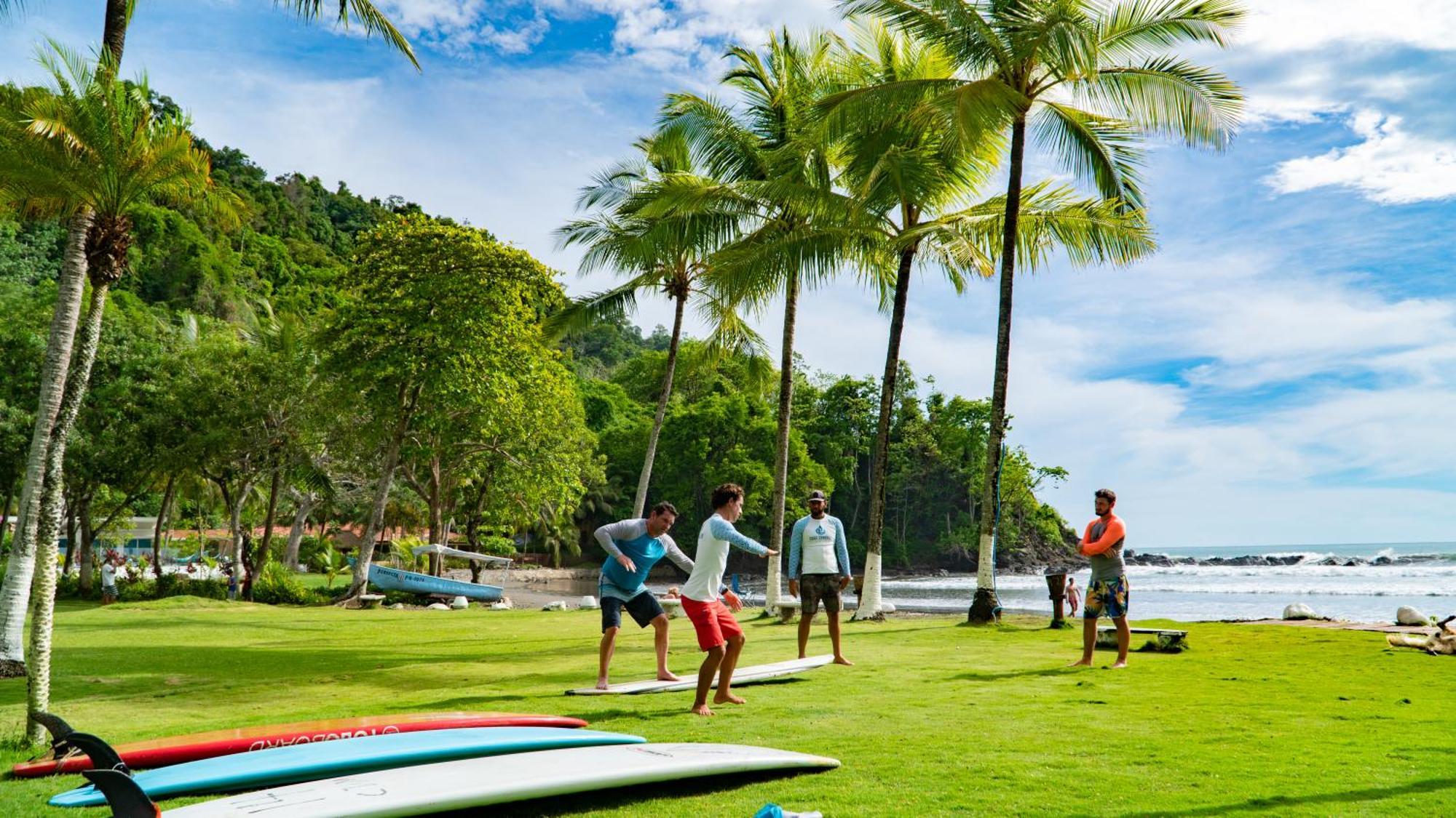 Surf Synergy All-Inclusive Surf Retreat Jacó Esterno foto